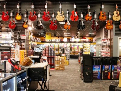 Magasin de Musique à Côte-des-Neiges